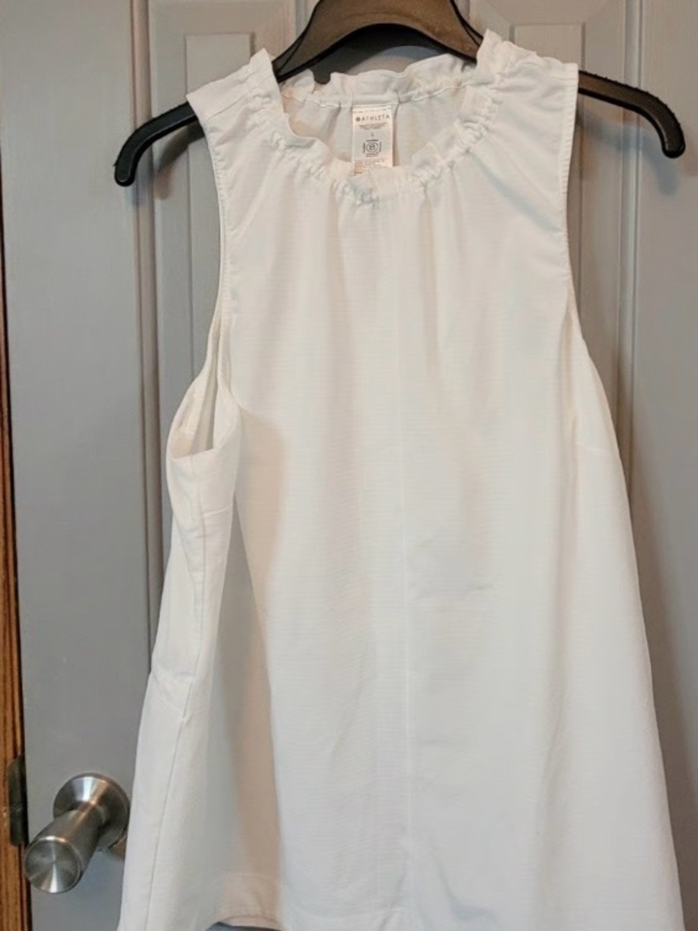 Athleta White Ruffle-Neck Sleeveless Tank